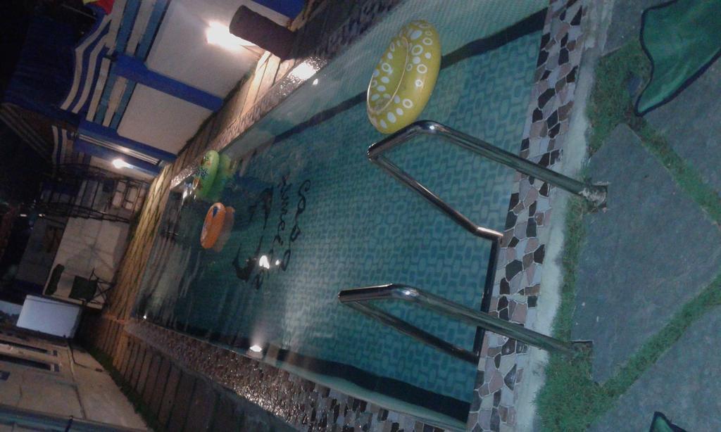 Casa Almeida Guest House Candolim Esterno foto